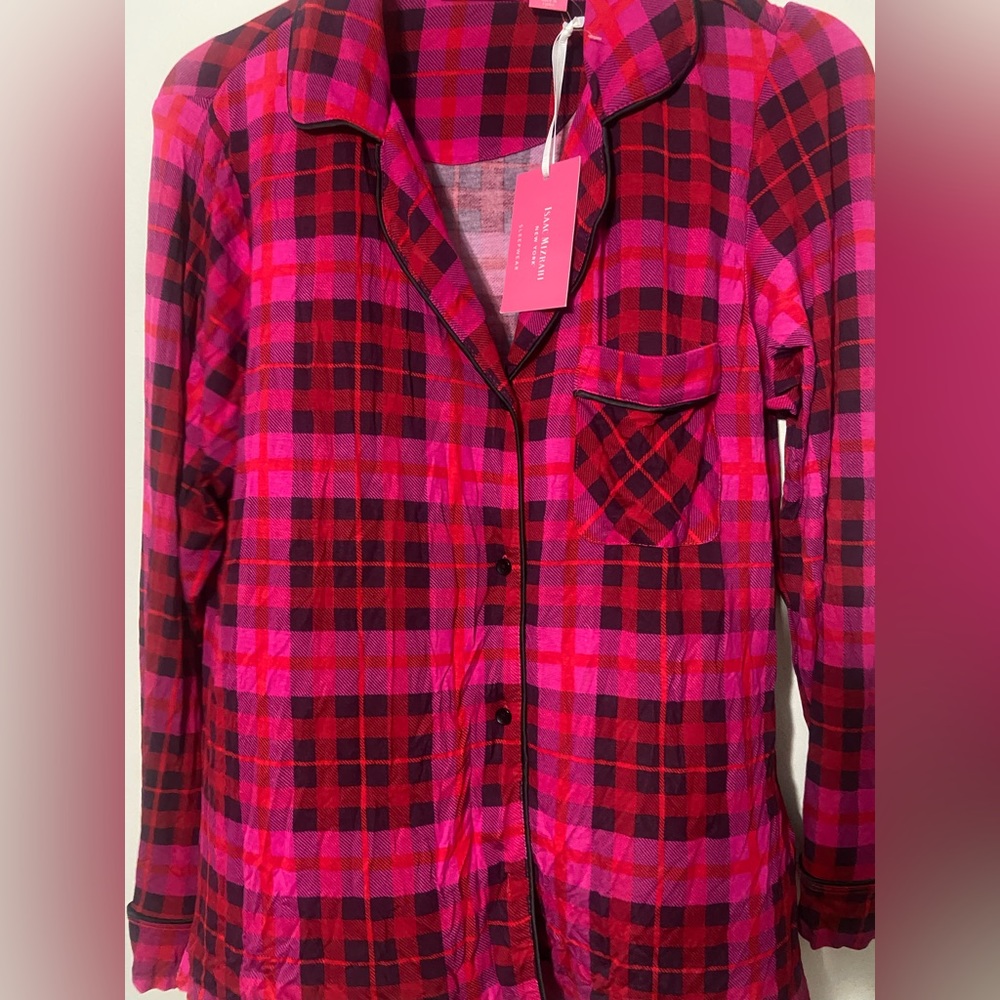 Brand new Isaac Mizrahi sleepwear shirt